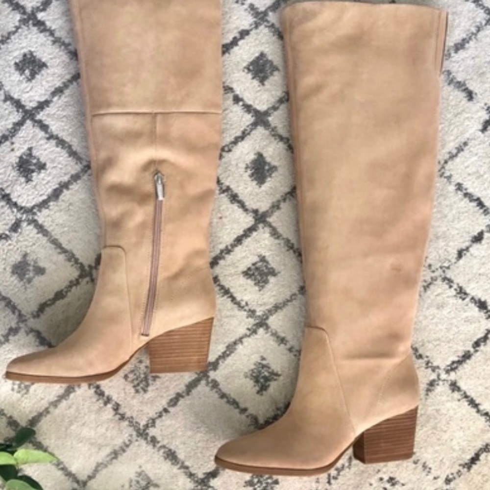 Vince Camuto Tan Heeled Boots